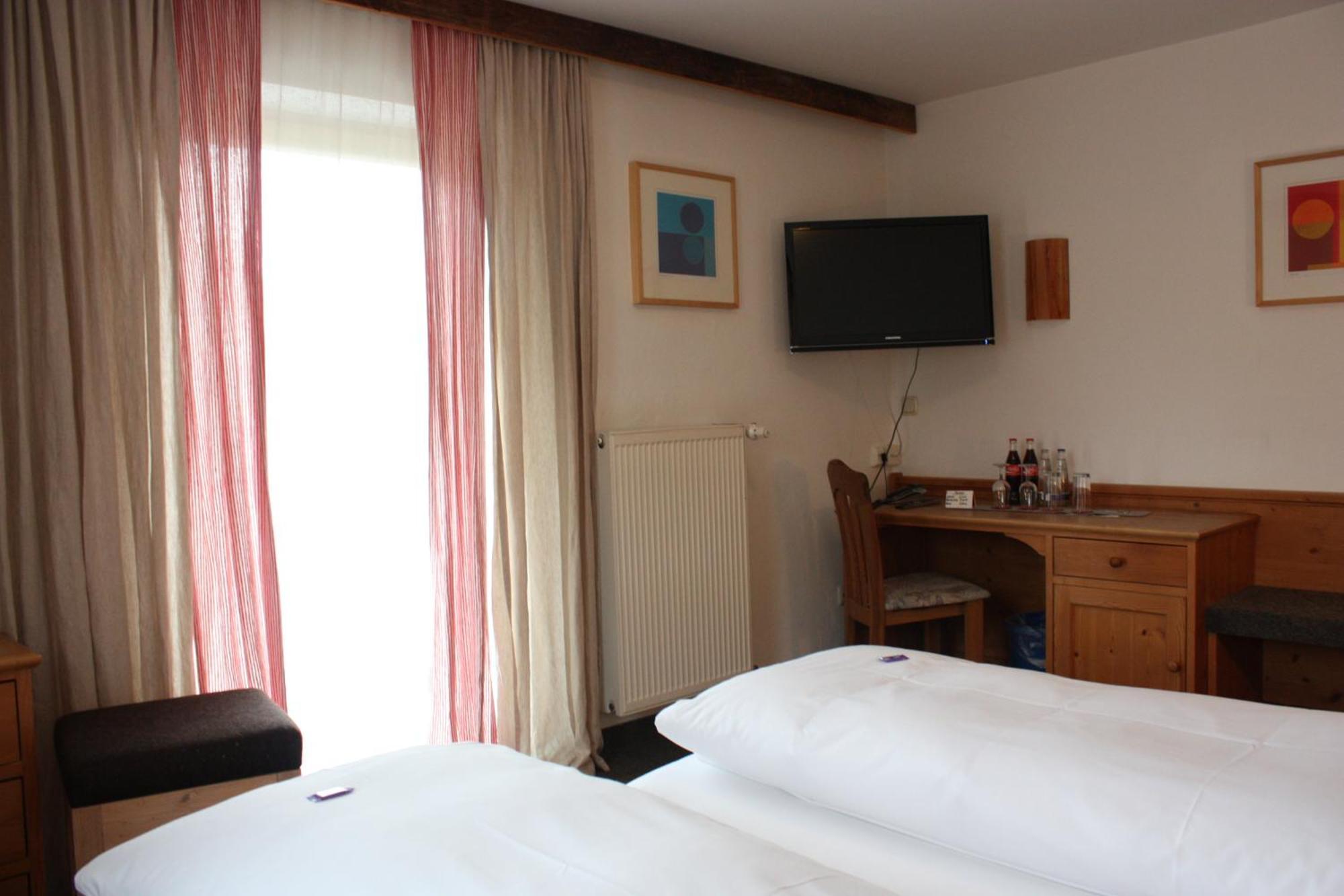Das Posch Hotel Oberammergau Bilik gambar